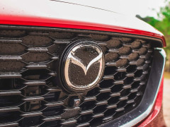 Mazda May Explore a Tougher Version of Its Leading SUV pic #7378