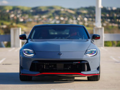2027 Nissan Z Arrives in the US with Fresh Styling and New Manual Option for Nismo pic #7408