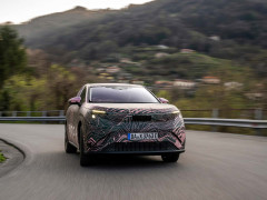 Skoda Unveils Its Largest Electric SUV Featuring Innovative Firsts pic #7521