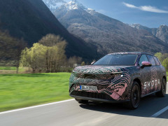 Skoda Unveils Its Largest Electric SUV Featuring Innovative Firsts pic #7538