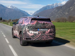 Skoda Unveils Its Largest Electric SUV Featuring Innovative Firsts pic #7540