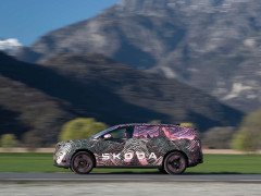 Skoda Unveils Its Largest Electric SUV Featuring Innovative Firsts pic #7546