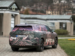 Skoda Unveils Its Largest Electric SUV Featuring Innovative Firsts pic #7558