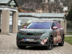 Skoda Unveils Its Largest Electric SUV Featuring Innovative Firsts pic #7559