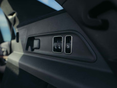 2027 Mercedes-Benz GLE Unveiled with Enhanced Design and Potent AMG 53 Hybrid Delivering 577 HP pic #7578