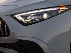 Mercedes Plans to Replace the SL’s Four-Cylinder Engine with a More Powerful Inline-Six pic #7634