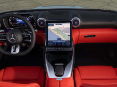 Mercedes Plans to Replace the SL’s Four-Cylinder Engine with a More Powerful Inline-Six pic #7643