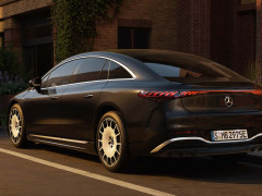 2027 Mercedes-Benz EQS Unveiled: Classic Look Meets Advanced EV Technology pic #7676