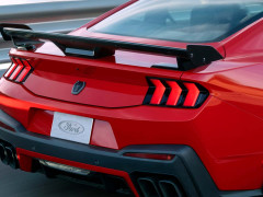 Ford Mustang Dark Horse SC Packs a Massive 795 Horsepower Punch pic #7699