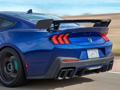 Ford Mustang Dark Horse SC Packs a Massive 795 Horsepower Punch pic #7713