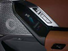 BMW Enhances 7 Series with Major Interior Revamp and Extended Electric Range pic #7817