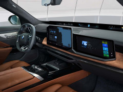 BMW Enhances 7 Series with Major Interior Revamp and Extended Electric Range pic #7822
