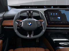 BMW Enhances 7 Series with Major Interior Revamp and Extended Electric Range pic #7823