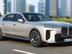 BMW Enhances 7 Series with Major Interior Revamp and Extended Electric Range pic #7841