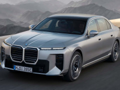 BMW Enhances 7 Series with Major Interior Revamp and Extended Electric Range pic #7857