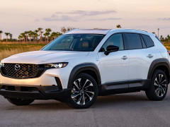 Mazda CX-50 Shoppers Are Flocking to One Powertrain More Than the Rest pic #7927