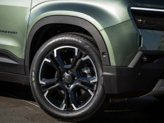 Jeep Avenger Refresh Adds a Revised Gasoline Motor and Retains Its Stick Shift pic #8050