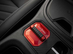 Jeep Avenger Refresh Adds a Revised Gasoline Motor and Retains Its Stick Shift pic #8067