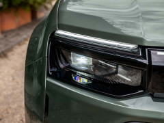 Jeep Avenger Refresh Adds a Revised Gasoline Motor and Retains Its Stick Shift pic #8073