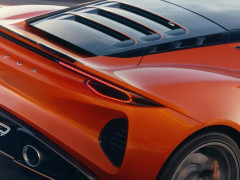 Lotus Unveils a Sharper, Lighter Emira 420 Sport With More Output pic #8255