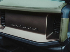 Ford Teams Up With Filson For A Bronco That Borrows Raptor Power And Sasquatch Hardware pic #8281