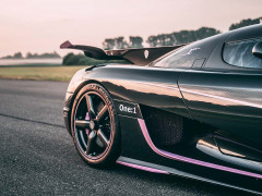 Ultra-Rare Koenigsegg One:1 May Bring Up to $10 Million at Auction pic #8453