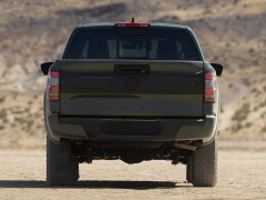 Nissan Doubles Down on the V6, Keeping the Frontier Six-Cylinder Formula Alive pic #8485