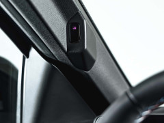 Renault Refreshes the Megane EV With New Styling, Longer Driving Range pic #8573