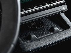 Renault Refreshes the Megane EV With New Styling, Longer Driving Range pic #8574