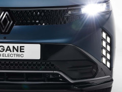 Renault Refreshes the Megane EV With New Styling, Longer Driving Range pic #8590
