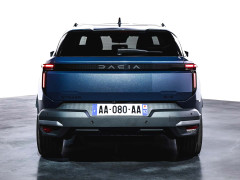Dacia's Striker Brings Affordable Versatility to the European Market pic #8648