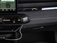 Dacia's Striker Brings Affordable Versatility to the European Market pic #8669