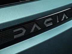 Dacia's Striker Brings Affordable Versatility to the European Market pic #8729