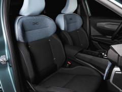 Dacia's Striker Brings Affordable Versatility to the European Market pic #8754