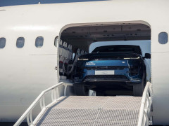 Range Rover Sport EV Preview: Land Rover's Luxury SUV Goes Silent pic #8805