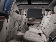 2027 Audi Q7 Costs More, and the SQ7 Is Closing In on Six Figures pic #8942