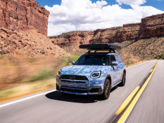 Mini Puts Its Toughest Countryman Through Mountain Testing pic #9033