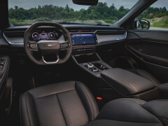 Jeep’s Newly Revealed Cherokee Won’t Be the Last: A Fresh Version Is Planned for 2029 pic #9218