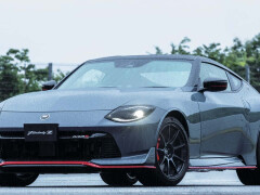 Nissan Gives the Z Nismo a Stick Shift and Rolls Out a Freshened Fairlady Z in Japan pic #9297
