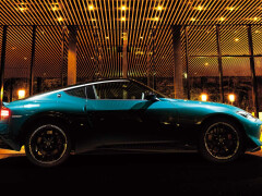 Nissan Gives the Z Nismo a Stick Shift and Rolls Out a Freshened Fairlady Z in Japan pic #9302