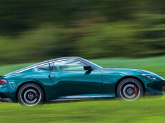Nissan Gives the Z Nismo a Stick Shift and Rolls Out a Freshened Fairlady Z in Japan pic #9310