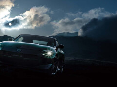 Nissan Gives the Z Nismo a Stick Shift and Rolls Out a Freshened Fairlady Z in Japan pic #9314