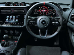 Nissan Gives the Z Nismo a Stick Shift and Rolls Out a Freshened Fairlady Z in Japan pic #9321