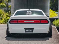 Liberty Walk Turns a Dodge Challenger Into a Jet-Inspired Widebody Showpiece pic #9327