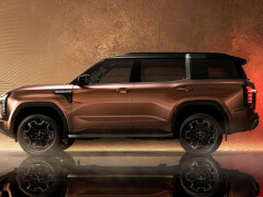 Return of a Legend: The 2027 Mitsubishi Pajero pic #9444