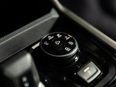 All-new Renault Niagara pickup breaks cover pic #9509