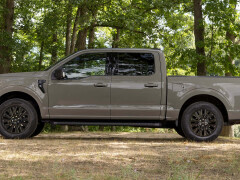 2027 Ford F-150 gains a 3.0-liter base V6 engine and expanded V8 options pic #9580