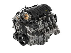 General Motors detailed new 5.7-liter and 6.6-liter V8 engines for 2027 full-size pickups pic #9611