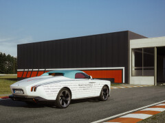 Rolls-Royce begins 350-week testing program for electric Project Nightingale pic #9658