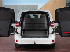 Volkswagen Lengthens ID. Buzz Cargo Electric Van by 250 Millimeters pic #9681